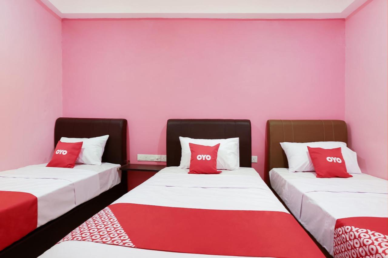 OYO 89387 Sun Keerana Hotel Klang Bagian luar foto