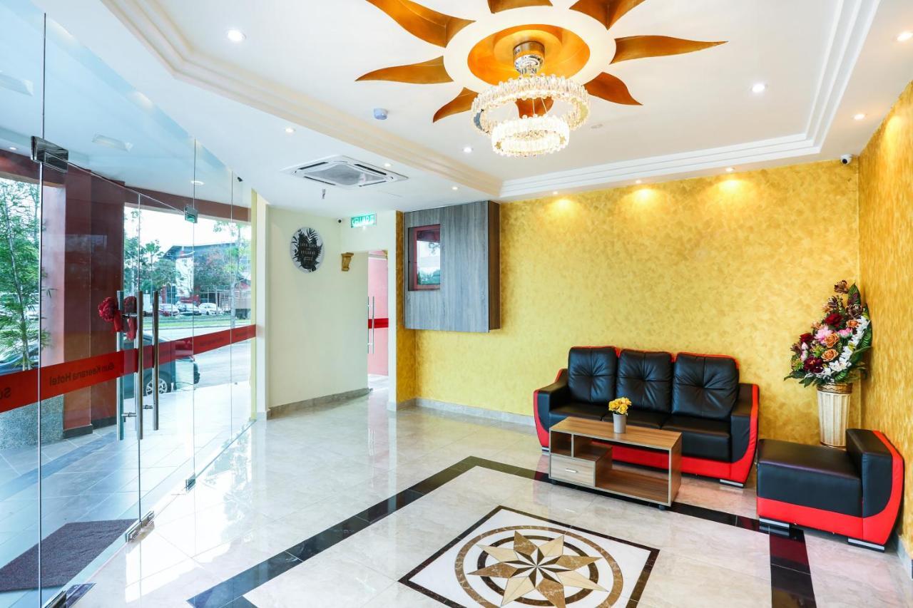 OYO 89387 Sun Keerana Hotel Klang Bagian luar foto